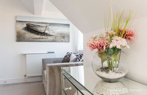 Park Views by Grandeur Property - Photo 14