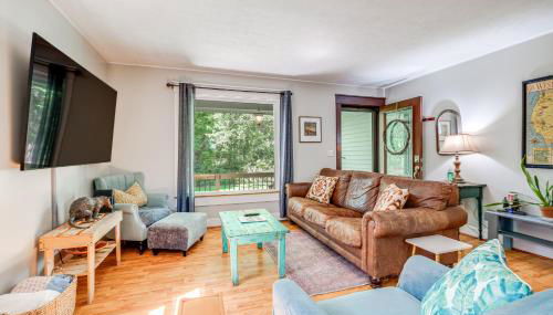 Blacksburg Hideaway with Hot Tub about 5 Mi to Campus! - Foto 1