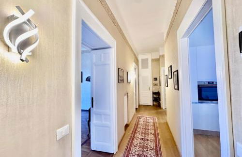 Kibilu - Luxury City Centre APT with Parking - Foto 28