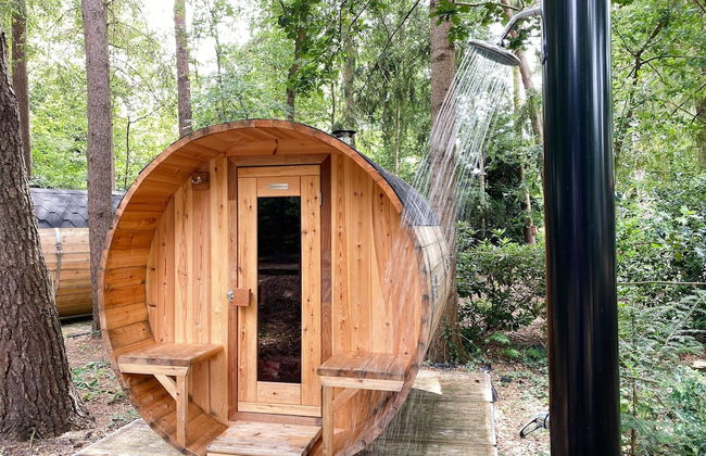 Holiday Home in Rheezerveen With Wellness Area - Foto 16