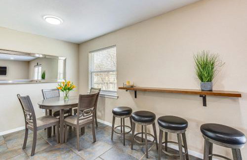 5 Mi to Fort Worth Stockyards Home with Yard! - Foto 7