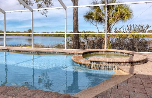 Blue Heron Lakeview Pool Home Close to Clearwater - Foto 2