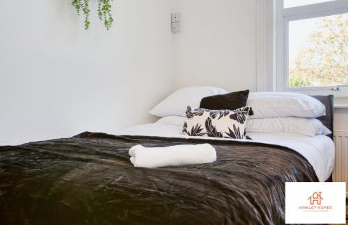 Spacious 6-Bedroom House with Parking in Bridgwater Ideal for Contractors & Group Stays - Foto 42