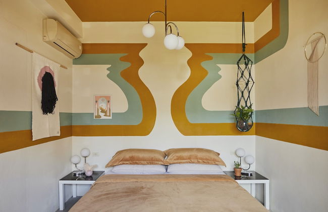 MOOD HAUS by DW - 70's Retro Stays - Photo 9