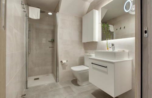 Calm Apartments - Photo 37