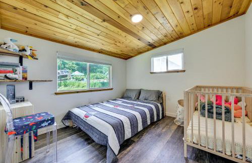 Walk to Beach Creek-Front Sekiu Home with Fire Pit! - Foto 15