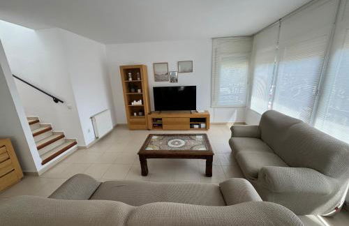 Preciosa casa con piscina de agua salada y aire acondicionado - Foto 13