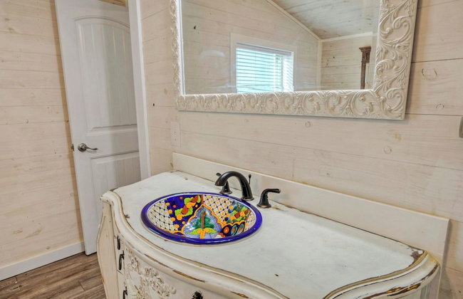 Private Pool, Yard, Deck, by the Nature Preserve! Tipsy Flipper by Avantstay - Photo 95
