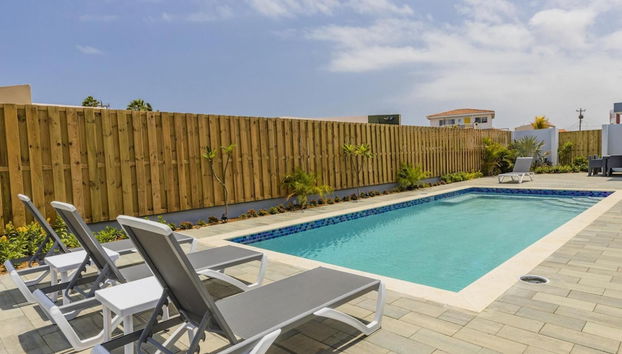 Luxurious Oasis Mins to Beach King Beds Pool - Foto 3, Habitación