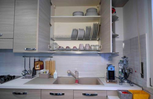 intero appartamento con giardino e colazione Dario - Photo 14