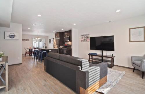 1mile to ArenaGonzagaetc WD, off st parking - Foto 4