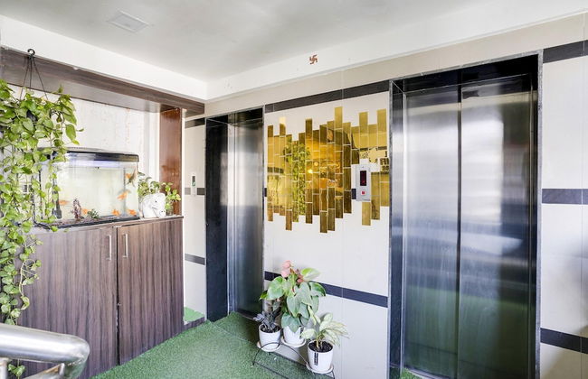 Cozy Stays Andheri Near Western Express Highway - Photo 29