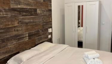 HERMOSO PISO a 3 min de la ESTACION DE BUS Y TREN AVE - Photo 2