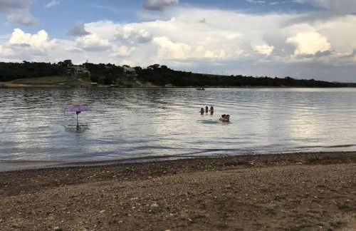 Rancho Sossego - Casa a 100m do Lago Corumbá IV - Foto 39