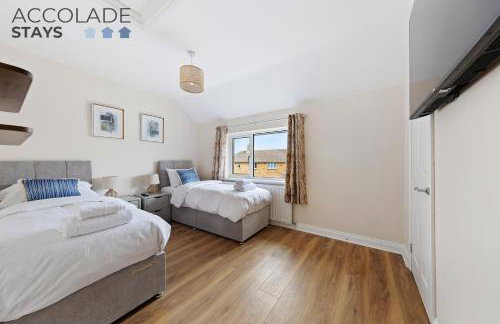 3 bed, 2 Bath, Sleeps 6, with Free Parking & WiFi, ideal for contractors and families - Foto 6