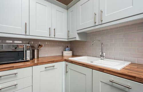 Sunny 4-bedroom cottage with South facing garden - Sunflower Cottage - Foto 15