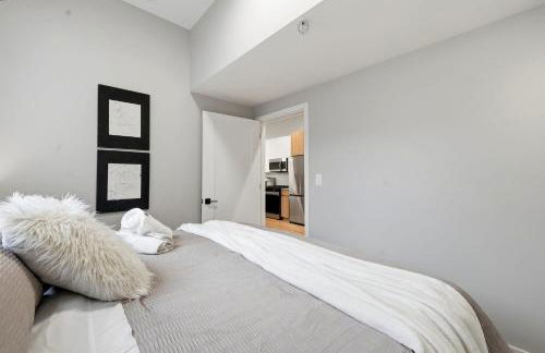 Comfy Condo - Gym Free Parking & Modern Amenities - Foto 20