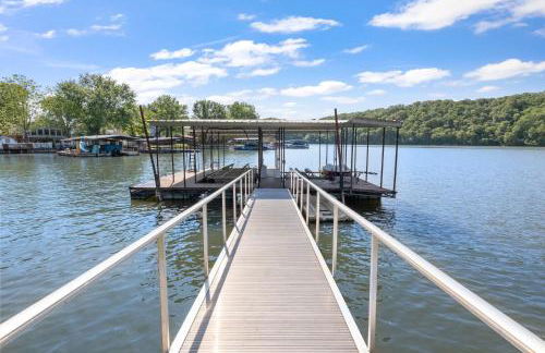 Huge Lakefront Yard, Private Dock - Amazing Views! - Foto 61