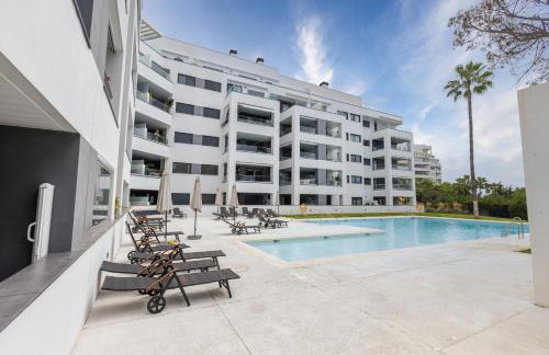Marbella luxury brand new 2-bedroom apartment, 3 min walk to the beach! - Photo 37