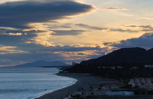 Apartamento con terraza, vistas playa y montaña - Foto 69