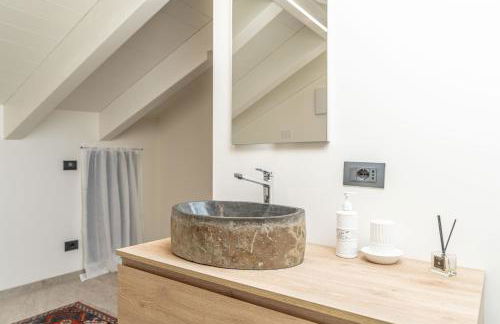 Luxury 2BR w/ River Castle View in Borgo Valsugana - Photo 18