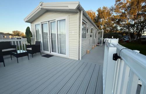 LuxeHaven at Tattershall Lakes Park with Hot Tub - Foto 66