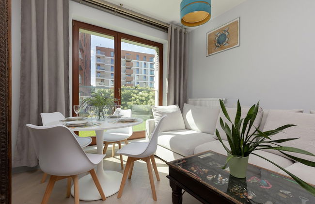 Okrzei Apartment Warsaw Praga by Renters - Photo 1