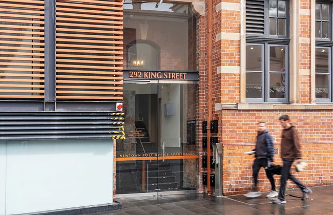 King Street Apartments by Urban Rest - Photo 17