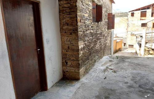 Casa inteira no centro de São Thomé das letras - Foto 12