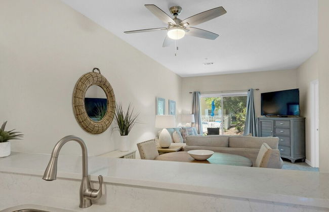 1st Floor, Walkable to Dining, Shopping, Beach - Sleeps 6 - Foto 26