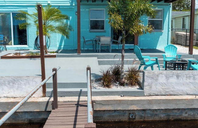 Waterfront Getaway and BBQ - Photo 18