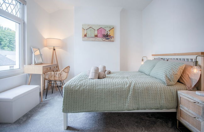 Castle Square - 2 Bedroom - Mumbles - Photo 10