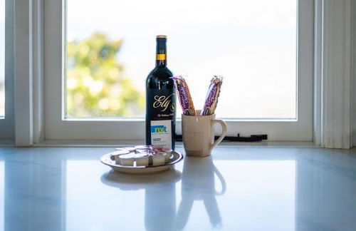 Blue Water View Condo in Prime Coastal Locale - Foto 26