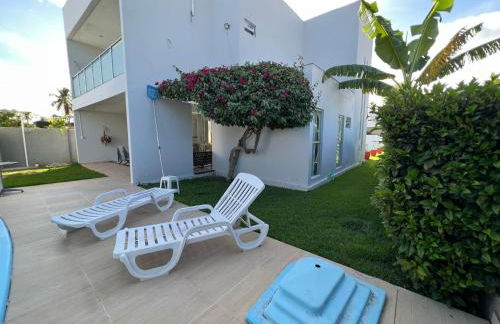 casa de praia com piscina para famílias - Foto 23