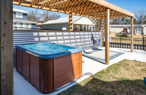 Luxury Lakefront Getaway - Foto 32