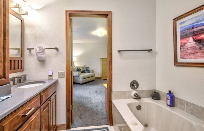 5BD Mountain Getawayhot Tub & Foosball - Foto 32