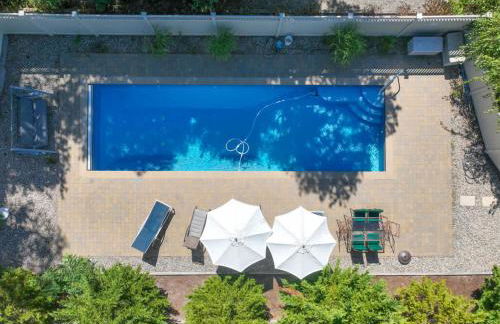 Beautiful backyard pool deeded beach rights - Foto 34