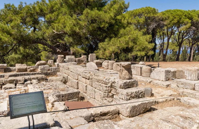 Excursión a la colina Filerimos y valle de las Mariposas - Foto 8