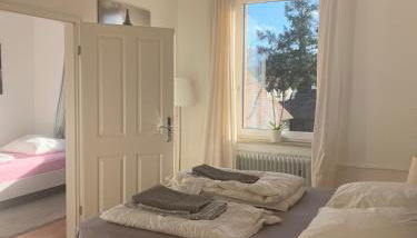 Citynahes Apartment für die ganze Familie oder Gruppen in ruhiger Lage - Foto 2