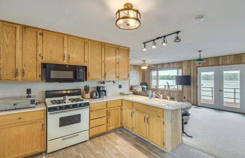 Scenic Views and Yard Mississippi River Retreat! - Foto 7