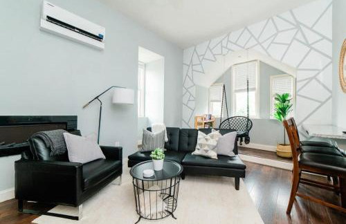 Modern Chic Suite - Amazing Location - GroupStay - Foto 3