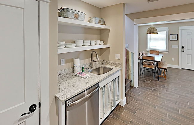 Cottages by the Bay - At Last - Photo 2