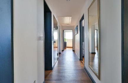 Urban Central 5th Floor near station - Foto 16