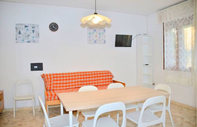 Wonderful Villa With Private Garden - Foto 15