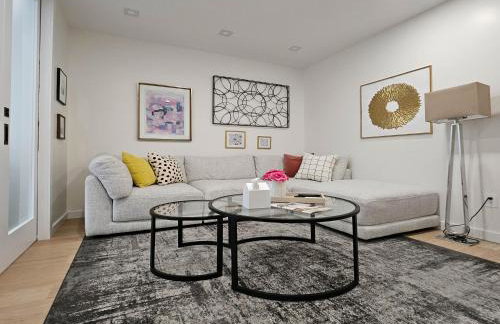 Bright Modern 2-bedroom apartment - Prime Astorioa - near subway - Foto 15