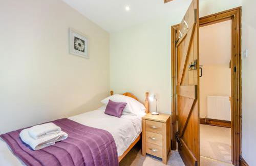 Rhandir Barn - Photo 12