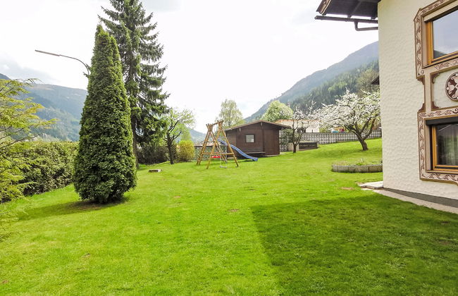 6 bedroom House in Radenthein with garden and terrace - Photo 18