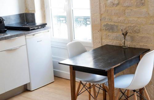 Charmant studio en plein coeur du centre-ville - Photo 15