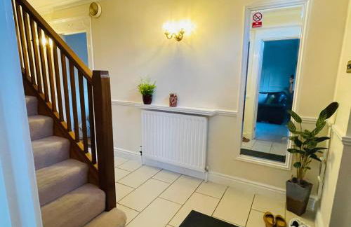 Super King Bed Suite, Executive office, fast WiFi, free parking - Foto 42