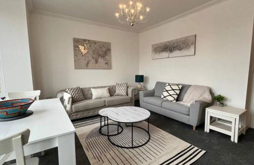 The Westborough Willows by Grandeur Property - Photo 5